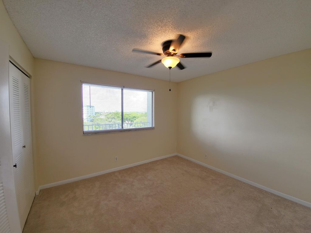 2232 N Cypress Bend Dr APT 707, photo 5