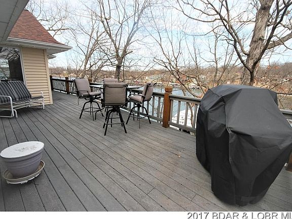 3rd image of 932 Shawnee Bend One