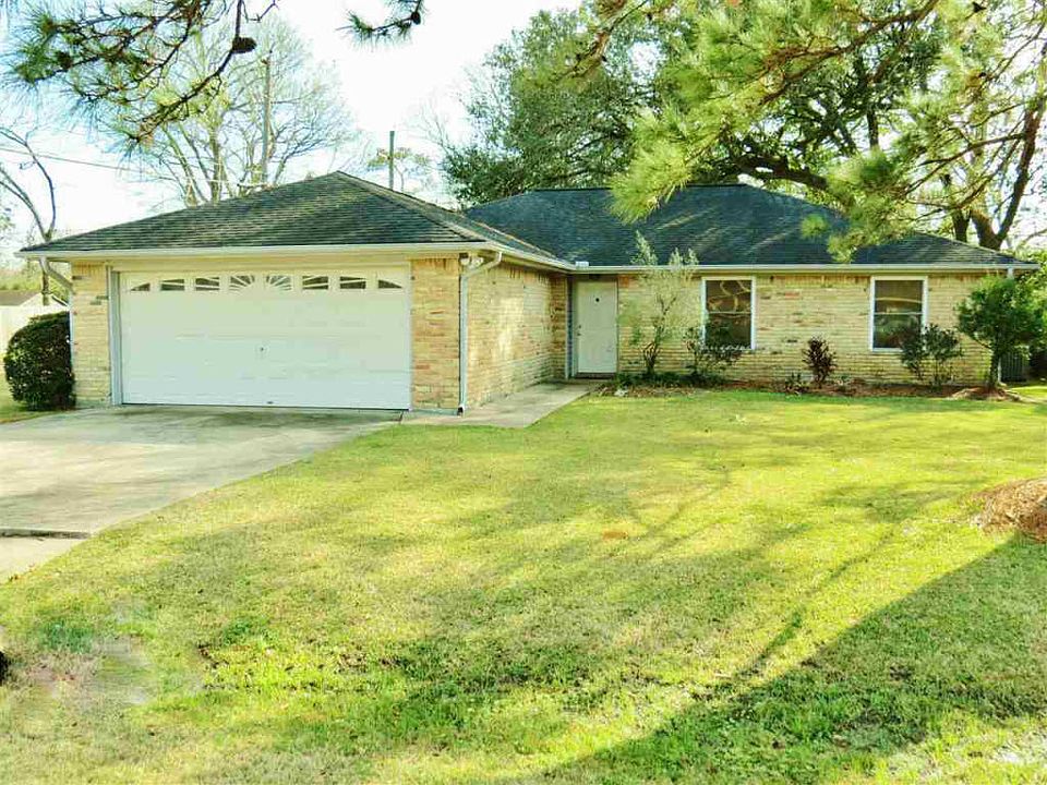 1st image of 47 Elma Dr