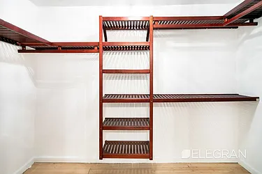 Rented by (Legacy) Elegran