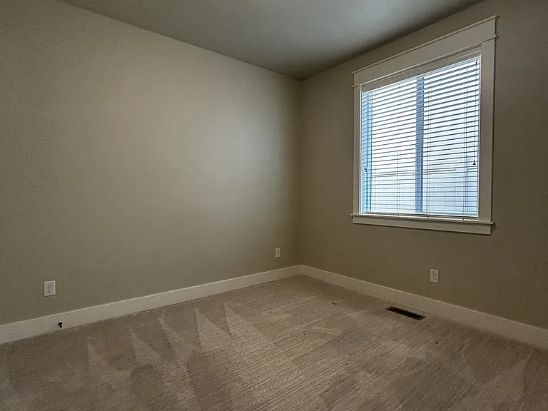 3440 E Girdner Dr — Photo 17