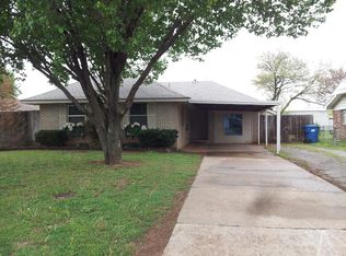3 NE 3rd St, Tuttle, OK 73089