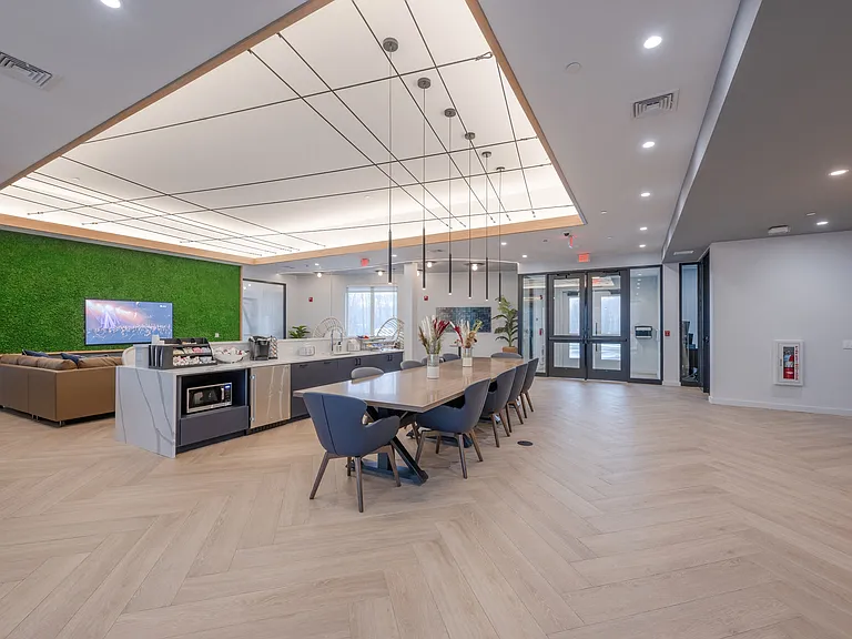 Seacoast Residences — Photo 19