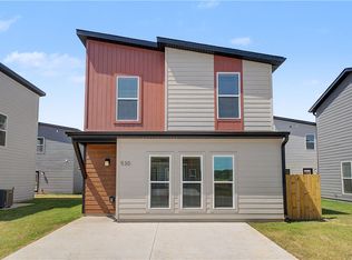 530 Solar St, Centerton, AR 72713