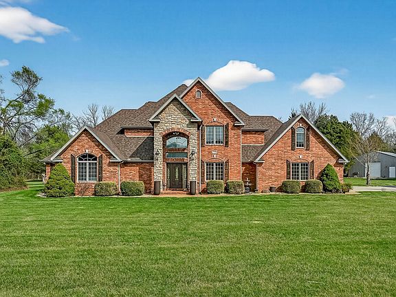 2nd image of 2348 S Farm Road 111