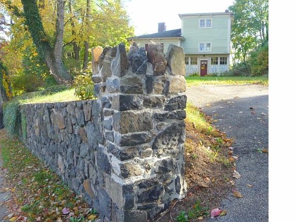 4th image of 2300 Newport Gap Pike