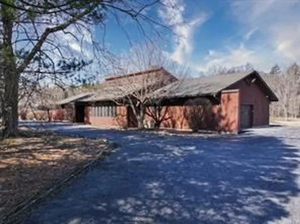 565 Prosperous Valley Rd, Middletown, NY 10940