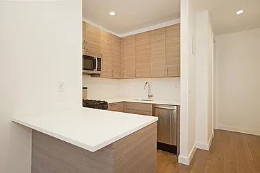 Rented by Weinstein Realty Group