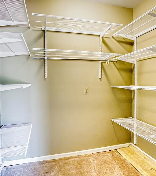 1346 Arbor Creek Dr — Photo 36