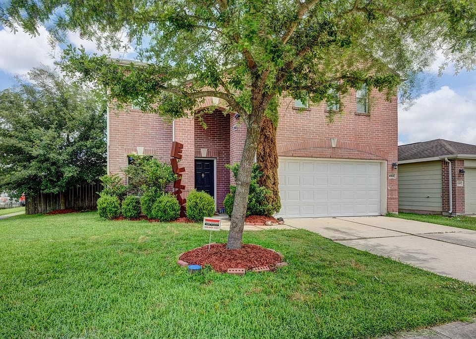 1st image of 4103 Landshire Bend Dr