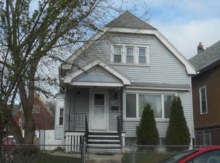 2263 S 15th St, Milwaukee, WI 53215
