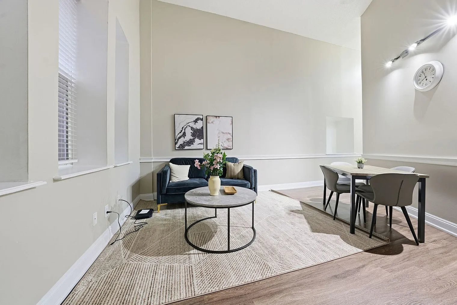1 bed, 1.0 bath, 6996 sqft, $4,311 — Photo 4
