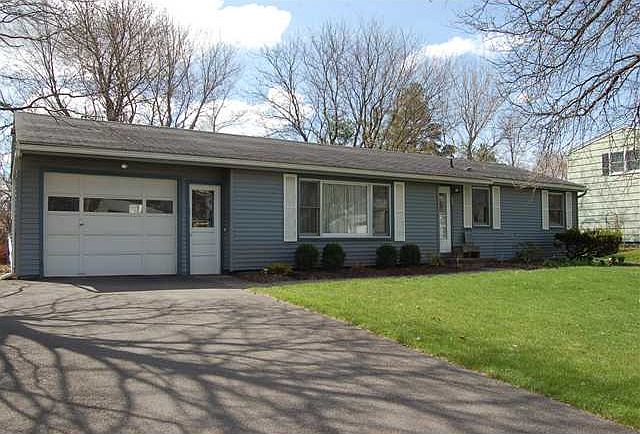 1st image of 29 Dorset Dr