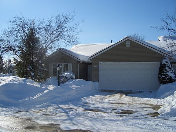 10466 Leawood Oval, Strongsville, OH 44136 | Zillow