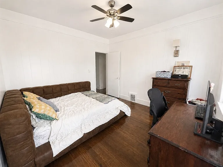 926 Main St #2 — Photo 21