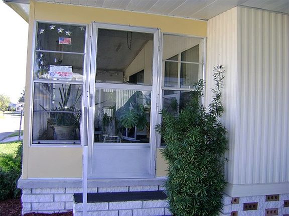 4th image of 359 Heritage Blvd