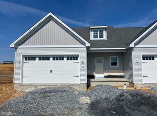 309 Ridgefield Dr, Elizabethtown, PA 17022