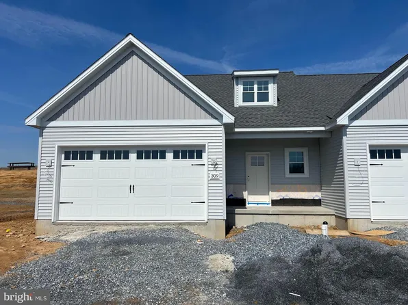 309 Ridgefield Dr, Elizabethtown, PA 17022