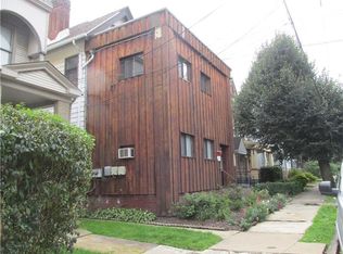 5742 Howe St, Pittsburgh, PA 15232