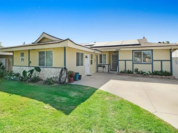 19836 Hemmingway St, Winnetka, CA 91306