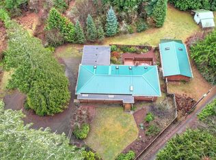 944 SE Fauna Ln, Pt Orchard, WA 98367