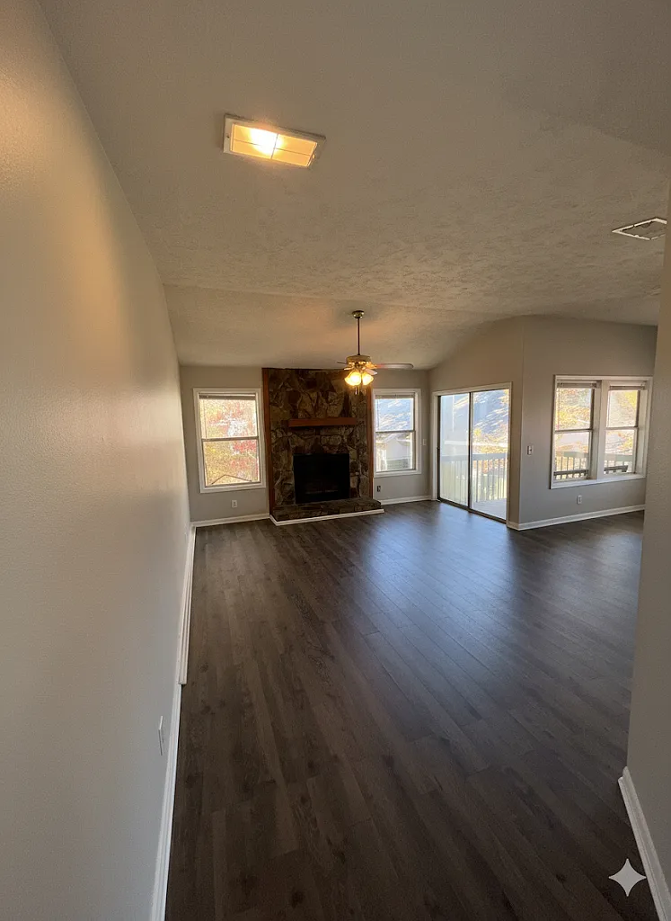 2 bed, 1151 sqft, $1,100 — Photo 3