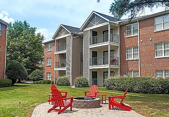 1st image of 120 15th St E APT 324