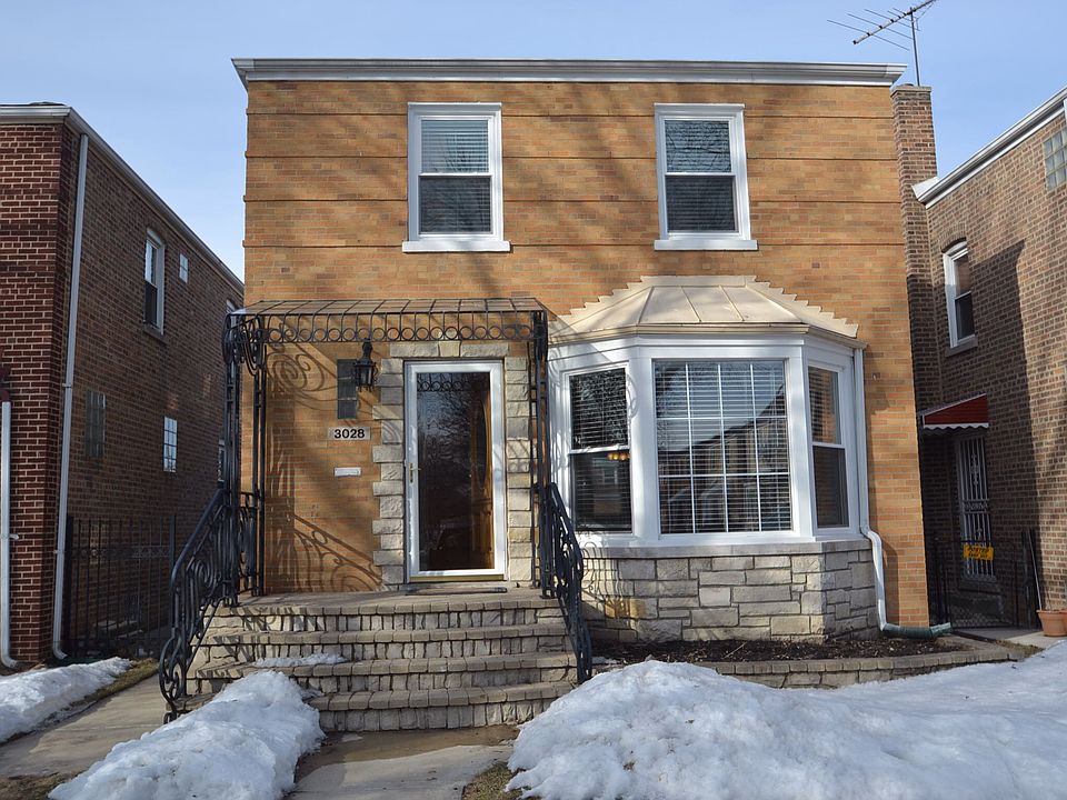 1st image of 3028 W Hood Ave