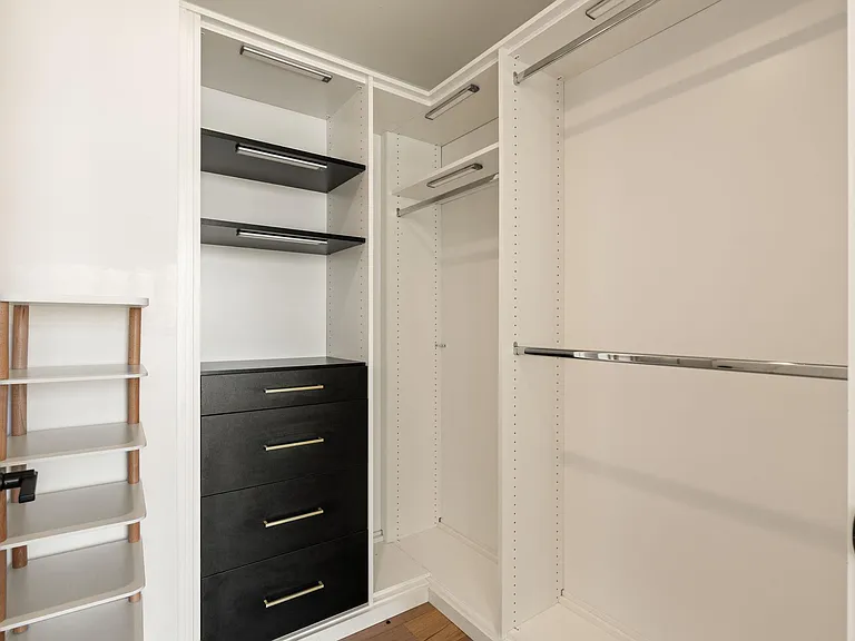 70 Rainey St #1807 — Photo 15
