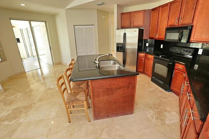 2nd image of 36 Valencia Dr #36