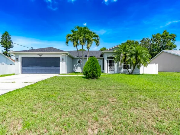 573 SW Cherryhill Road, Port St Lucie, FL 34953