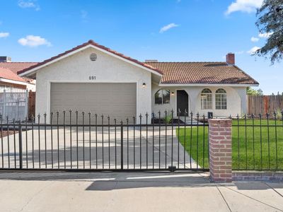 691 Edgar Ave, Sanger, CA, 93657
