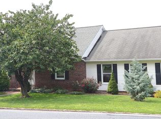 155 N Ridge Rd, Reinholds, PA 17569