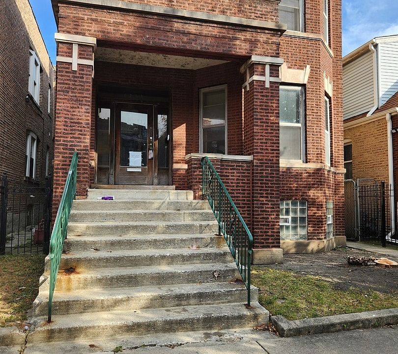 1st image of 6217 S Rockwell St