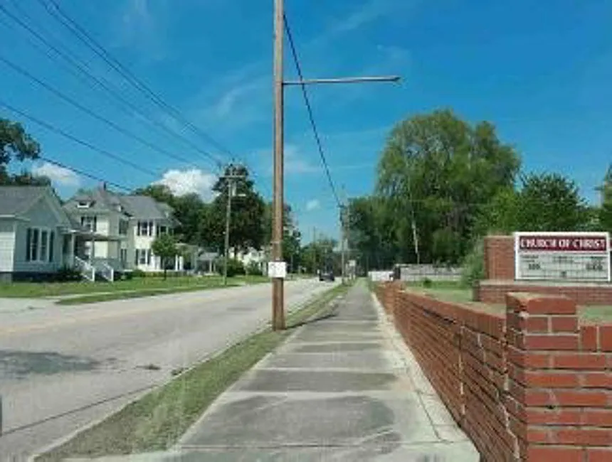 Exterior Neighborhood (street photo)