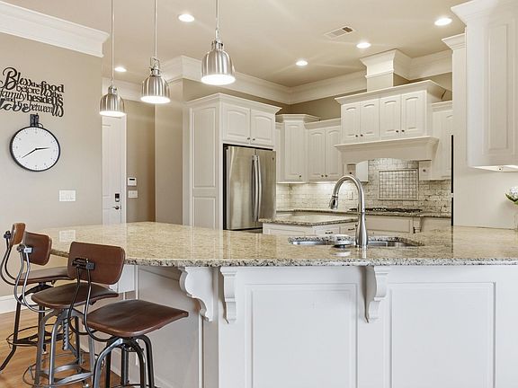 5th image of 6 Hoggards Rdg