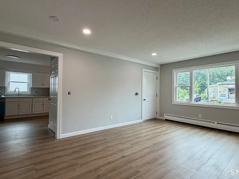 186 York St #1 — Photo 6