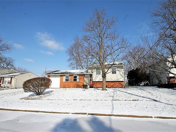 2nd image of 3588 Manila Dr