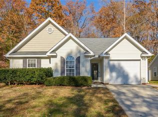 1975 Camden Forest Dr, Winston Salem, NC 27127