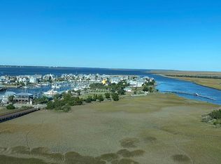 80 Keelson Row, Southport, NC 28461