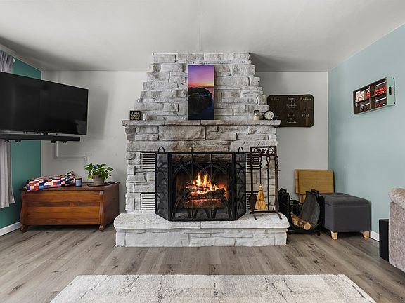 3rd image of 1623 Louisiana Pl
