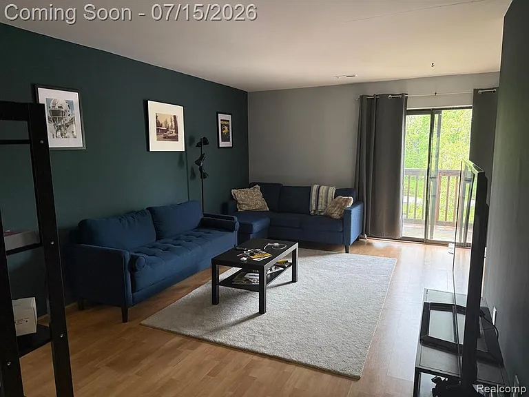 30052 W Twelve Mile Rd #71 — Photo 4