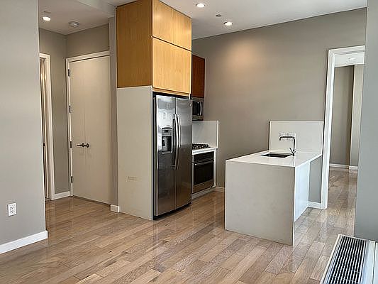 1st image of 47-09 5th St #501