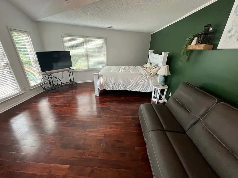 Willowpoint Ln — Photo 5