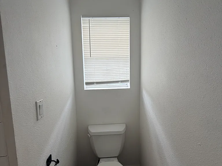 5030 Bonner Dr — Photo 30