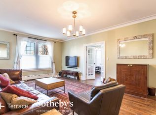 6 Burns St APT 17, Forest Hills, NY 11375