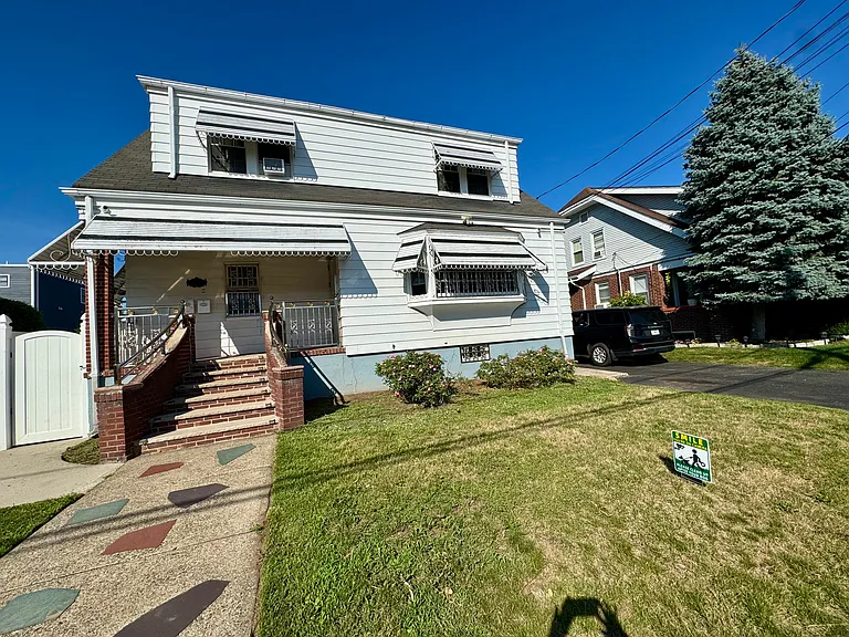 28-32 Lenox Ave #1 — Photo 3