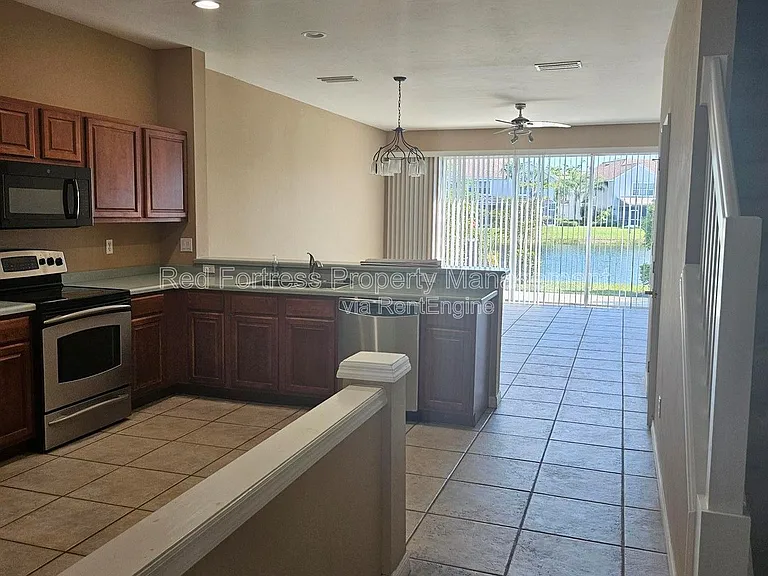 8271 Village Edge Cir #3 — Photo 8