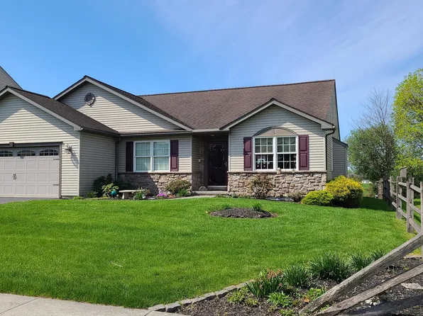 341 Henry Dr, Blandon, PA 19510