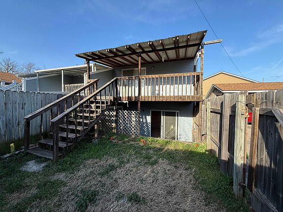 4th image of 3210 S Handley St APT 201